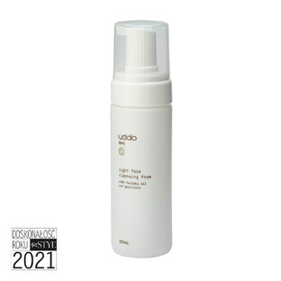 Uddo Espuma Limpiadora Facial Suave con Aceite de Tsubaki y Espirulina, 150ml