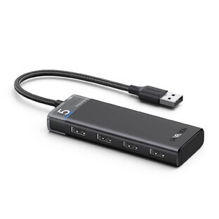 HUB Ugreen CM653 con 4 porte USB-A e cavo di alimentazione USB-A - nero