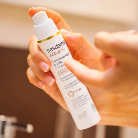 Sesderma Azelac RU Verhelderende Fluïde met SPF 50, 50 ml