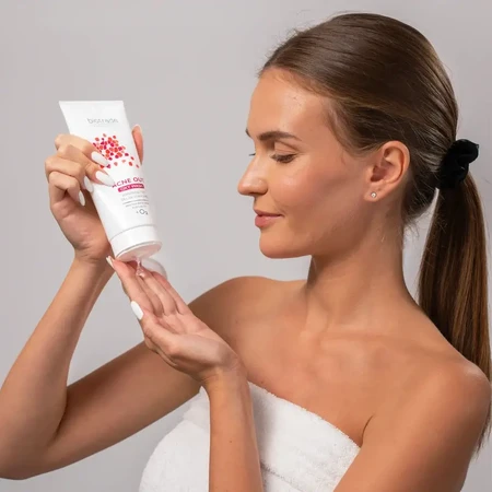 Acne Out Oxy Wash cleansing gel, 200 ml, Biotrade