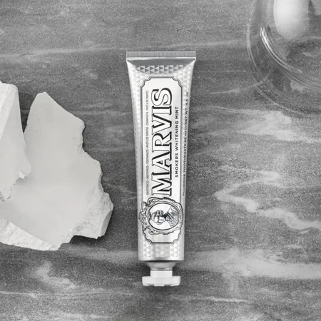 Whitening Zahnpasta für Zahnschmelz Whitening Mint Marvis, 85 ml, Ludovico Martelli
