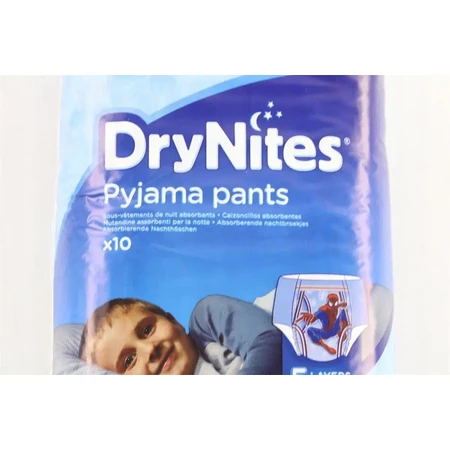 Huggies DryNites Boys Nightwear for Boys, 4-7 Years, 17-30kg, 10 Pack