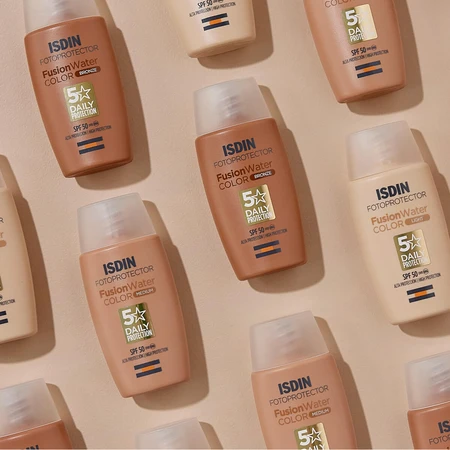 Isdin Fusion Water Color Photoprotective Sun Protection Cream für das Gesicht mit SPF 50 50 ml
