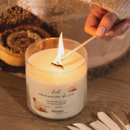 Nacomi Fragrances, bougie de soja, parfumée, Brioches à la cannelle, 450 g