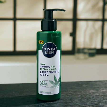 Nivea Men Sensitive Pro, flüssiger Rasierschaum, 200 ml