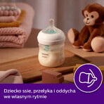 Avent Natural Response Reactive Teat Bottle with AirFree Valve Flow 3 SCY673/01 After 1 Month 260ml