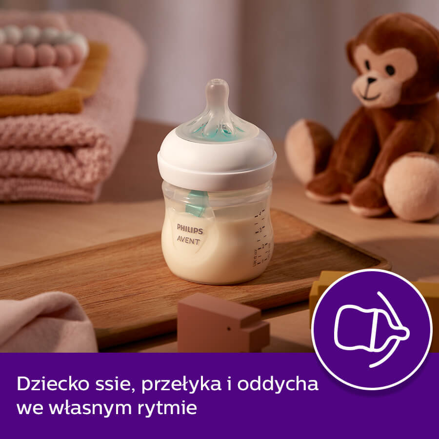 Avent Natural Response Reactive Teat Bottle with AirFree Valve Flow 3 SCY673/01 After 1 Month 260ml