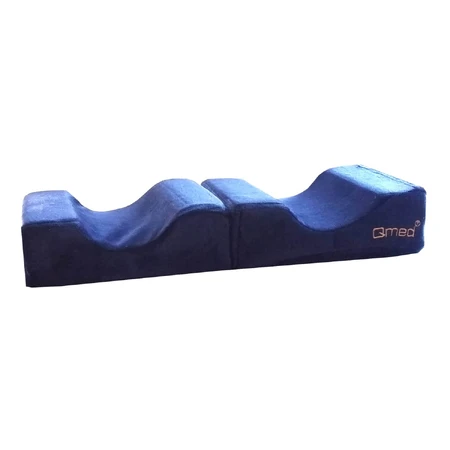 Qmed, orthopedic knee and leg pillow separator
