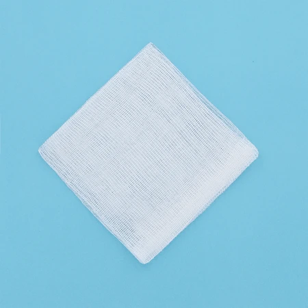 SEMA Protect, non-sterile gauze pads, 17 threads, 8 layers, 10 cm x 10 cm, 100 pieces