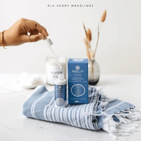 BasicLab Esteticus, hydraterende emoe-gel voor het gezicht met ectoïne 4%, revitaliserend en verzachtend, 30 ml