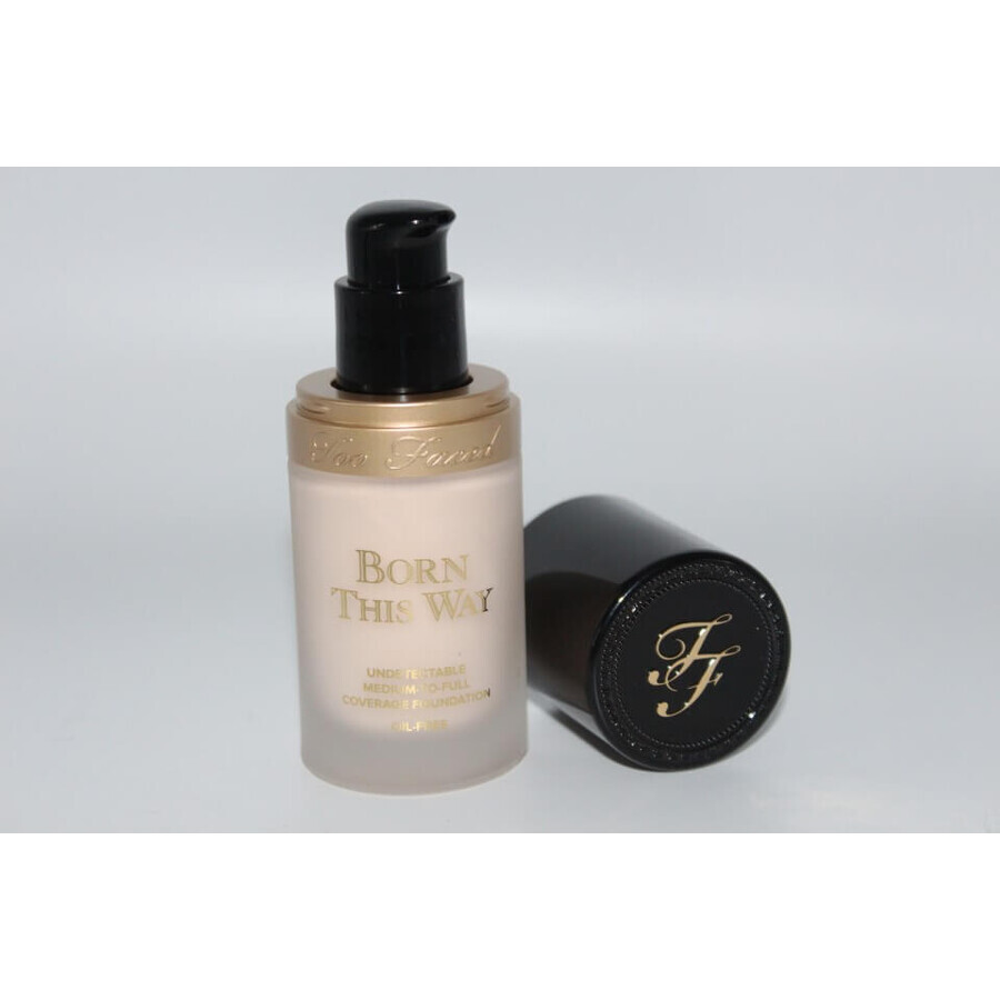 Too Faced Born This Way Fondotinta Nuanta Cloud