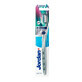 Cepillo de dientes Jordan Ultralite Medium