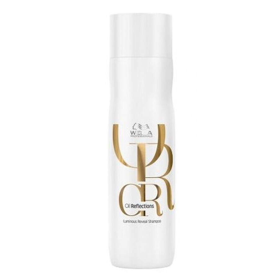 Wella Oil Reflections Moisturizing Shampoo 250ml