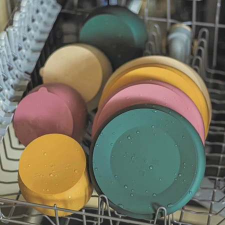 Petite&Mars TAKE&MATCH Desert Sand 6m+ Plato de silicona de 400 ml con ventosa
