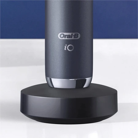Oral B EK iO Series 9 Black onyx + porte-brosse à dents + étui de voyage 1×1 set, brosse à dents électronique