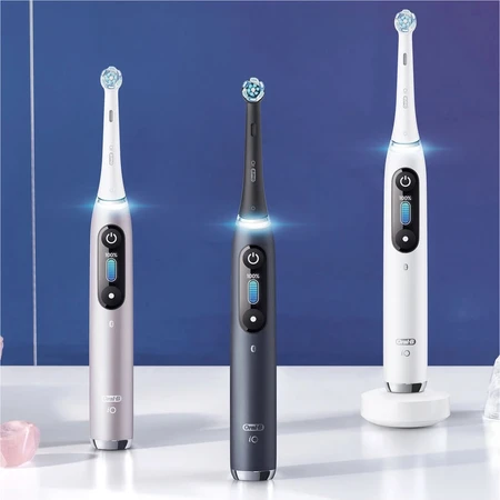 Oral B EK iO Series 9 Black onyx + porte-brosse à dents + étui de voyage 1×1 set, brosse à dents électronique