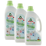 Frosch Baby set, concentrat pentru spălarea hainelor pentru copii, 3 x 1500 ml Frosch Baby set, concentrat pentru spălarea hainelor pentru copii, 3 x 1500 ml