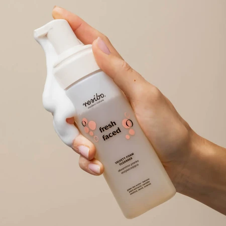 Resibo Fresh Faced, fluweelzacht reinigingsschuim, 150 ml