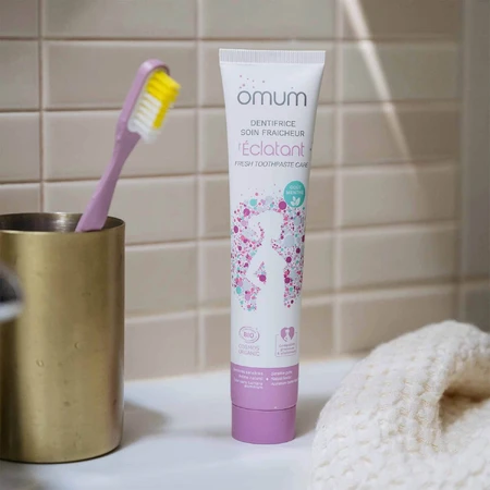 Omum Shine, natuurlijke tandpasta voor gevoelige tanden en tandvlees, fluoridevrij, voor zwangere vrouwen en vrouwen die borstvoeding geven, 75 ml
