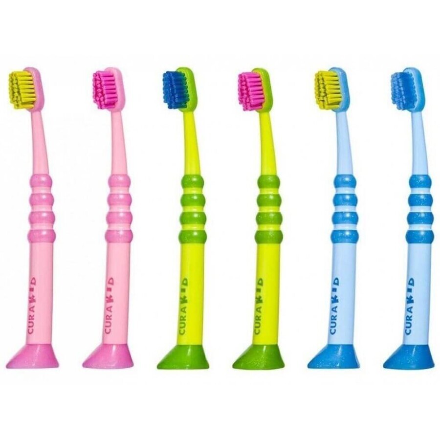 Curaprox Baby Periuta de dinti pentru copii 0 - 4 ani, roz cu peri roz