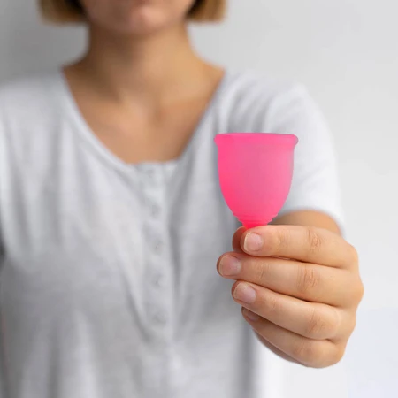 Rosa, copa menstrual, talla M, 1 unidad