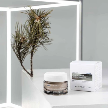 Korres Black Pine 4D - BioShapeLift Straffende und aufbauende Tagescreme Trockene Haut 40 ml