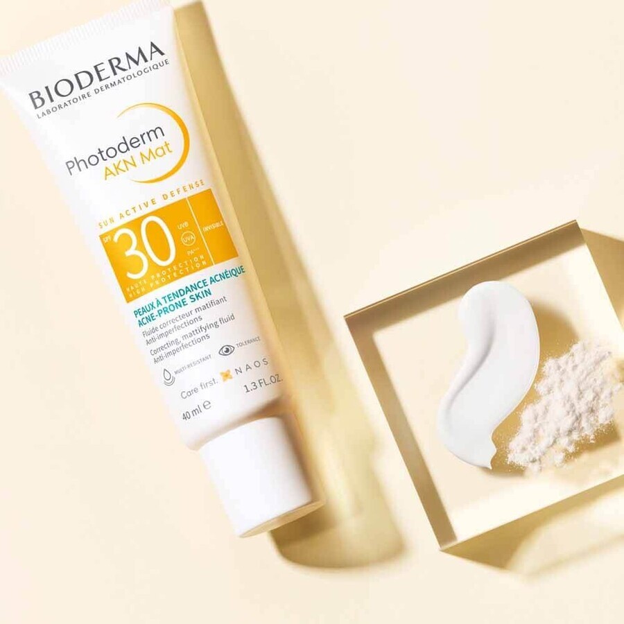 Bioderma Photoderm Fluido correttore opacizzante anti-imperfezioni Spf30 AKN Mat Pelle a tendenza acneica 40ml Bioderma Photoderm Fluido correttore opacizzante anti-imperfezioni Spf30 AKN Mat Pelle a tendenza acneica 40ml