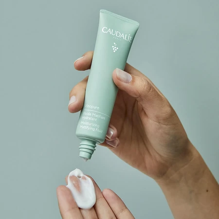Caudalie Vinopure feuchtigkeitsspendende Flüssigkeit Matteffekt 40ml