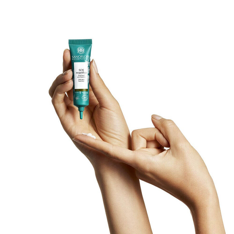 Sanoflore Magnifica SOS topical treatment for pimples and blemishes 15ml