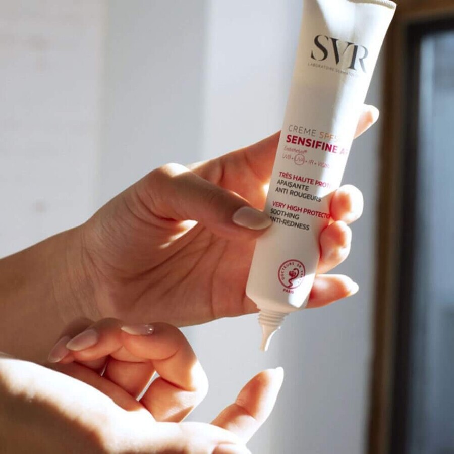 Svr Sensifine Crème Spf50+ Protezione molto alta Pelle reattiva soggetta a rossori e couperose Ar 50ml Svr Sensifine Crème Spf50+ Protezione molto alta Pelle reattiva soggetta a rossori e couperose Ar 50ml