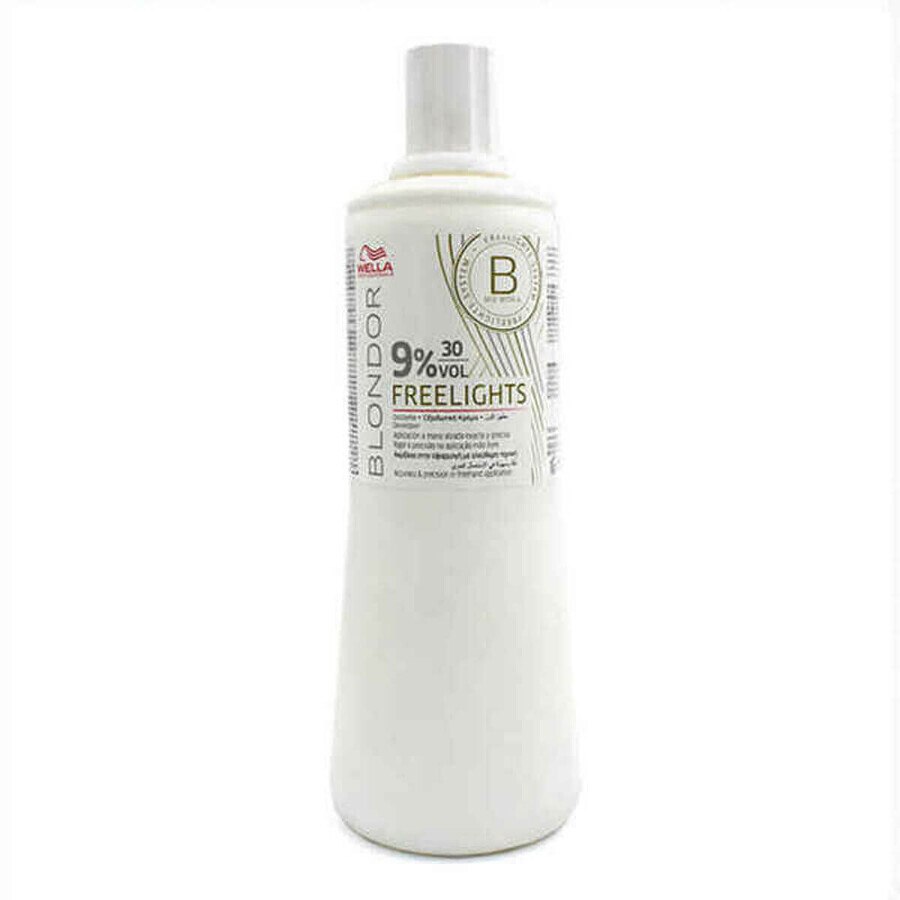 Winkel op Onthullende crème Blondor Freelight Wella 30 vol 9 % (1L) Onthullende crème Blondor Freelight Wella 30 vol 9 % (1L)