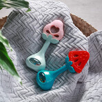 BabyOno, educational teether with a rattle, strawberry, from 3 months, 1 piece DAMAGED PACKAGE