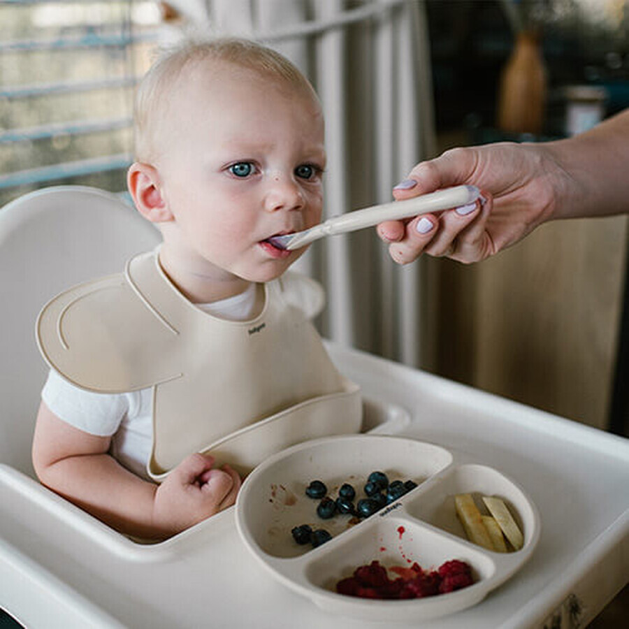 BabyOno, silicone bib with adjustable clasp, beige, from 6 months, 1 piece.