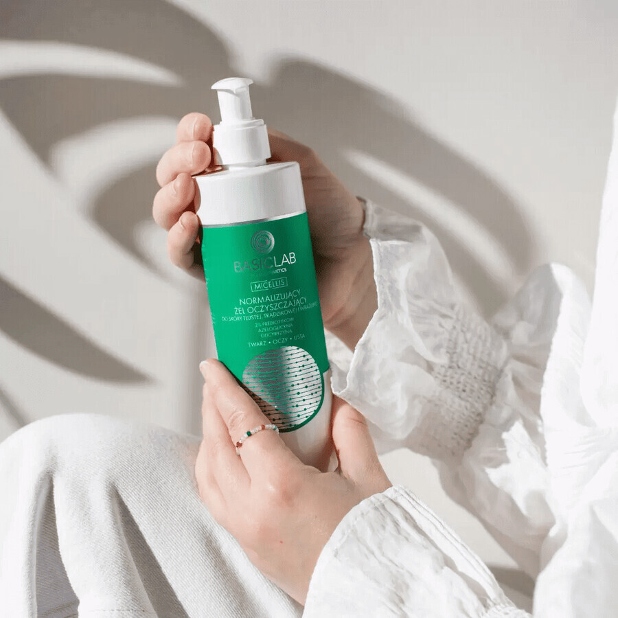 BasicLab Micellis, gel nettoyant normalisant pour les peaux grasses, acnéiques et sensibles, 300 ml