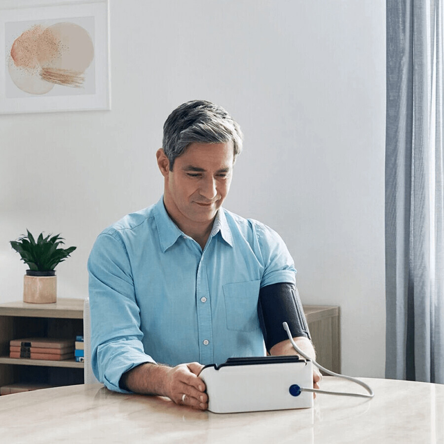 Omron Complete, tensiómetro automático de brazo con función de registro de ECG