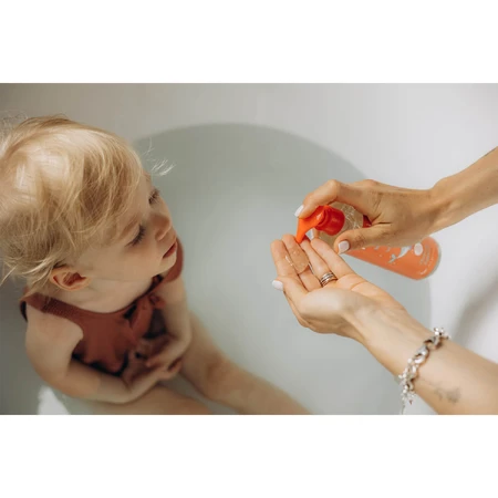Mini U, gel natural para el cuerpo y el cabello, para niños y bebés, 250 ml