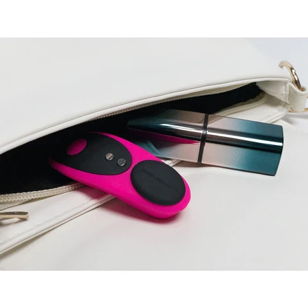 Lovense Ferri, vibrador lencero controlado por app, rosa