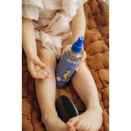 Mini U, natuurlijke ontwarrende spray voor kinderen, met vitamine B5, 250 ml