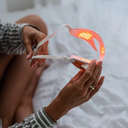 Beautifly Serene Eye, eye area massager with red light therapy function
