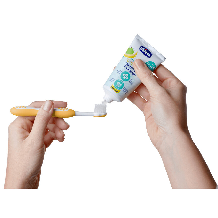 Chicco, Kinderzahnpasta, nach 6 Monaten, Apfel- und Bananengeschmack, mit Fluorid, 50 ml