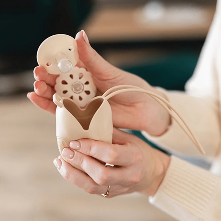 BabyOno, porte-sucette en silicone, beige