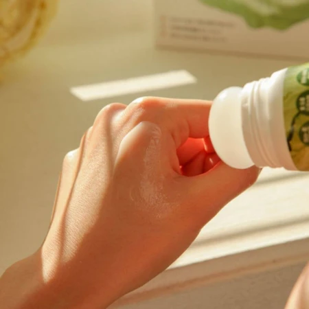 Tntn mom's, verkoelende borstcrème met koolsap, roll-on, 100 ml