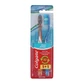Set van 2 Triple Action tandenborstels, Medium, verschillende kleuren, Colgate