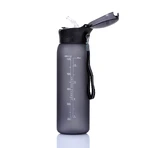 Casno, Colorado Tritanflasche mit Strohhalm, grau 600 ml
