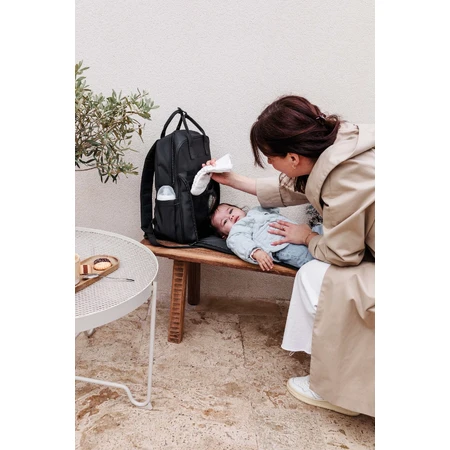 Capitoned Rucksack 41x30 cm Schwarz Tineo