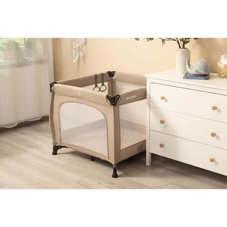 Laufstall Quadra Braun Caretero