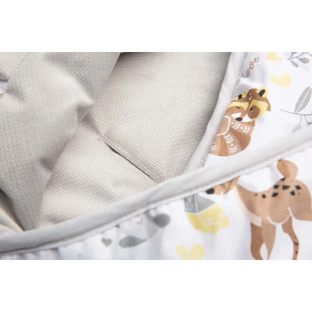 Pañal - Silla de Auto White Forest Adventure 0-13kg 90X90