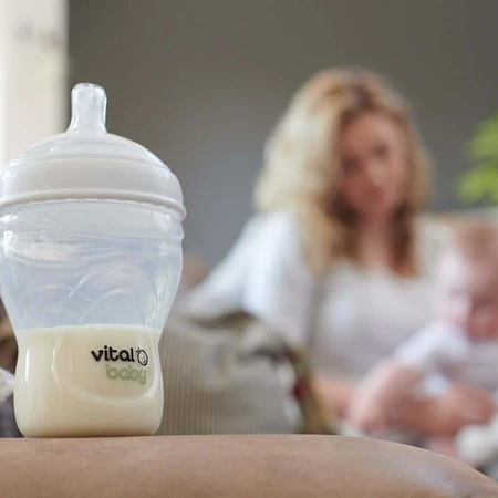 Feeding bottles Anti-Colic 240 ml. 0+ Vital Baby