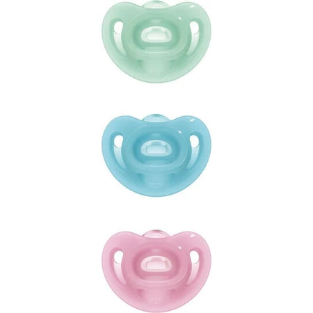 Nuk Sensitive Silicone Orthodontic Pacifier with Cover Light Blue pour 0-6 mois