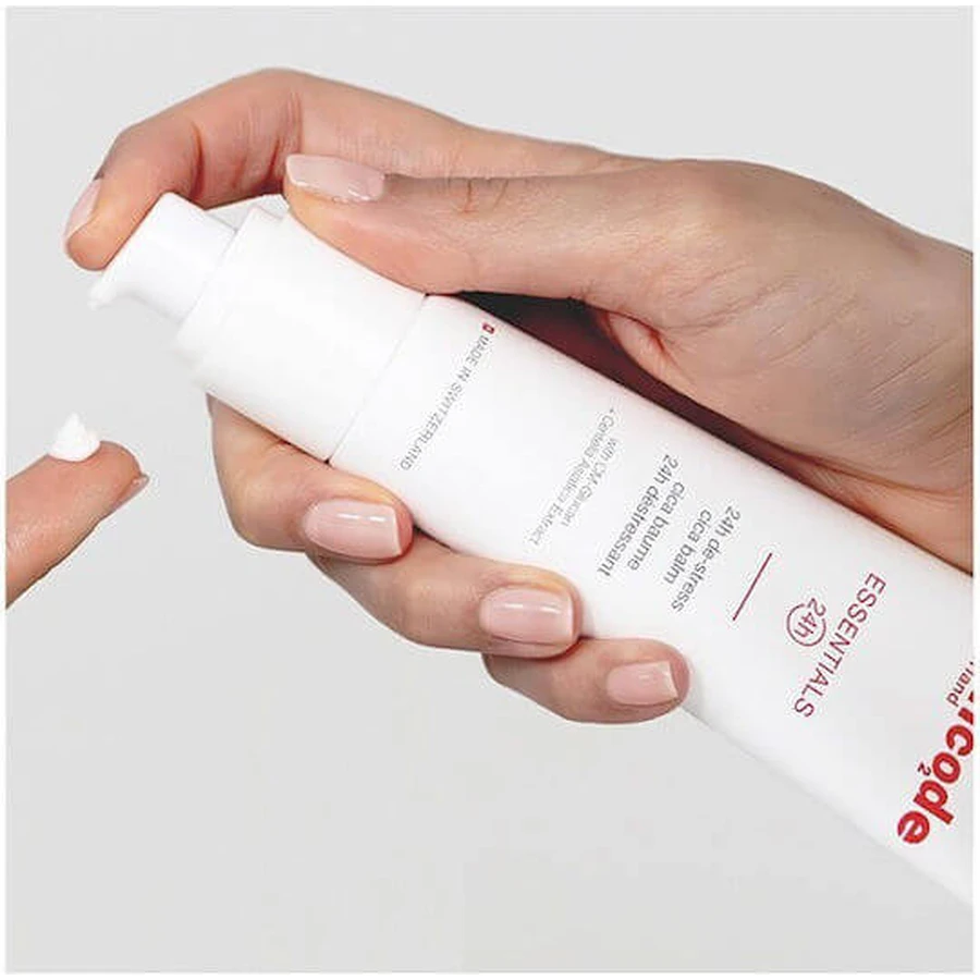 Skincode Essentials 24h Day Face Balm Against Redness with Hyaluronic Acid and Collagen 50ml